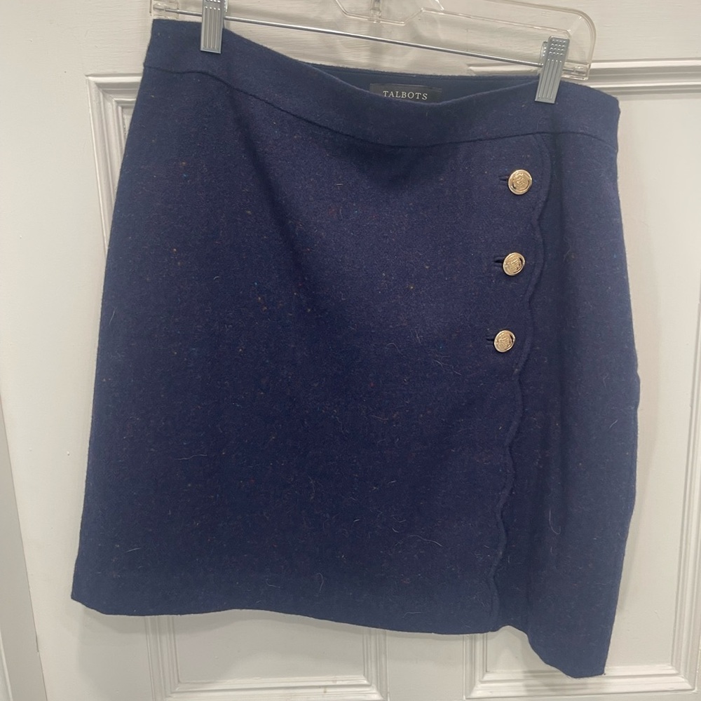 Talbots wool skirt w gold buttons